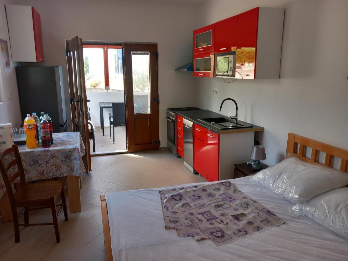 Apartments Zmaj ซาวาลา ภายนอก รูปภาพ